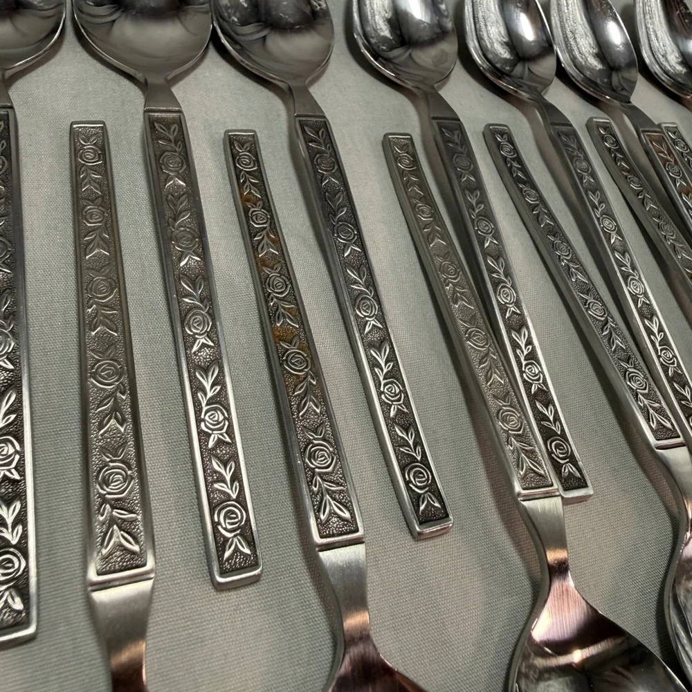 Mexicali Rose 82 Piece Replacement/ Supplemental Stainless Steel Floral 70s VTG